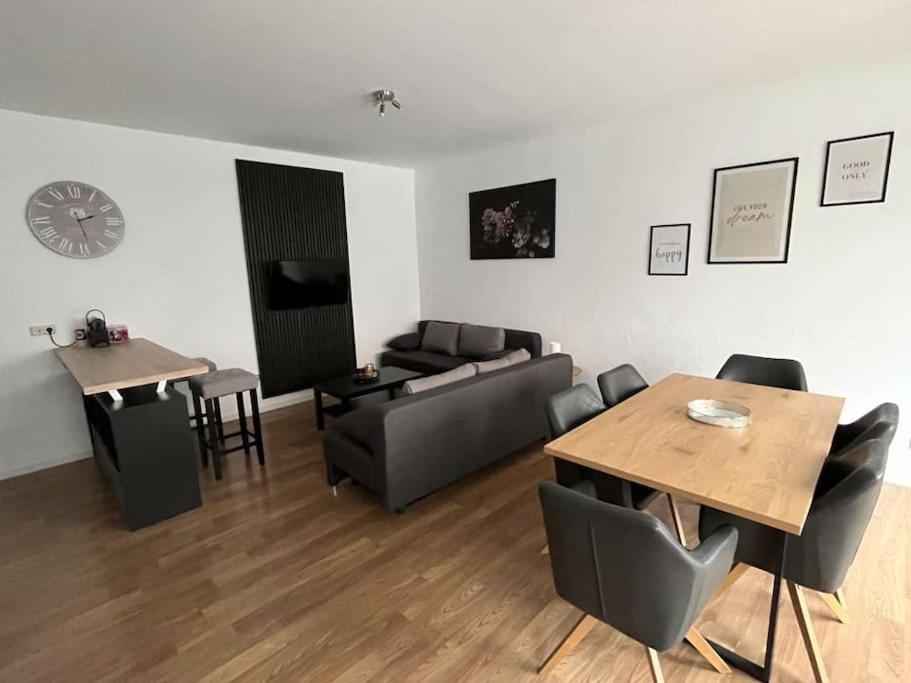 Eicstay - Ferienhaus Fuer Monteure Und Familie Leinefelde-Worbis Luaran gambar